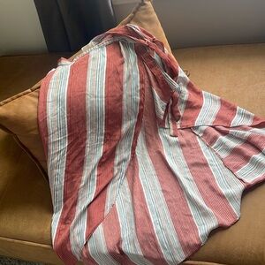 Wrap around tie skirt